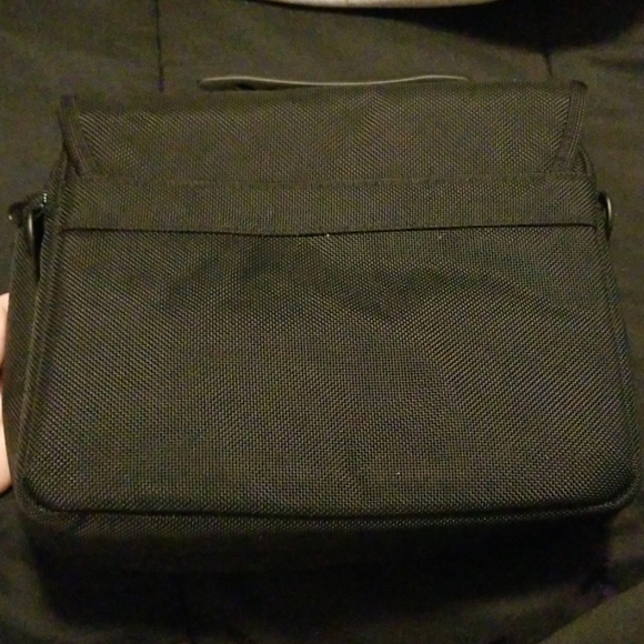 Eddie Bauer Travel Case - Picture 7 of 8